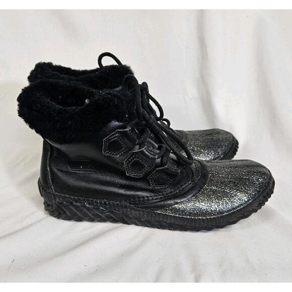 Sorel Out N About Plus Lux Black Waterproof Ankle Snow Boots Booties Size 7.5 - Picture 3 of 10
